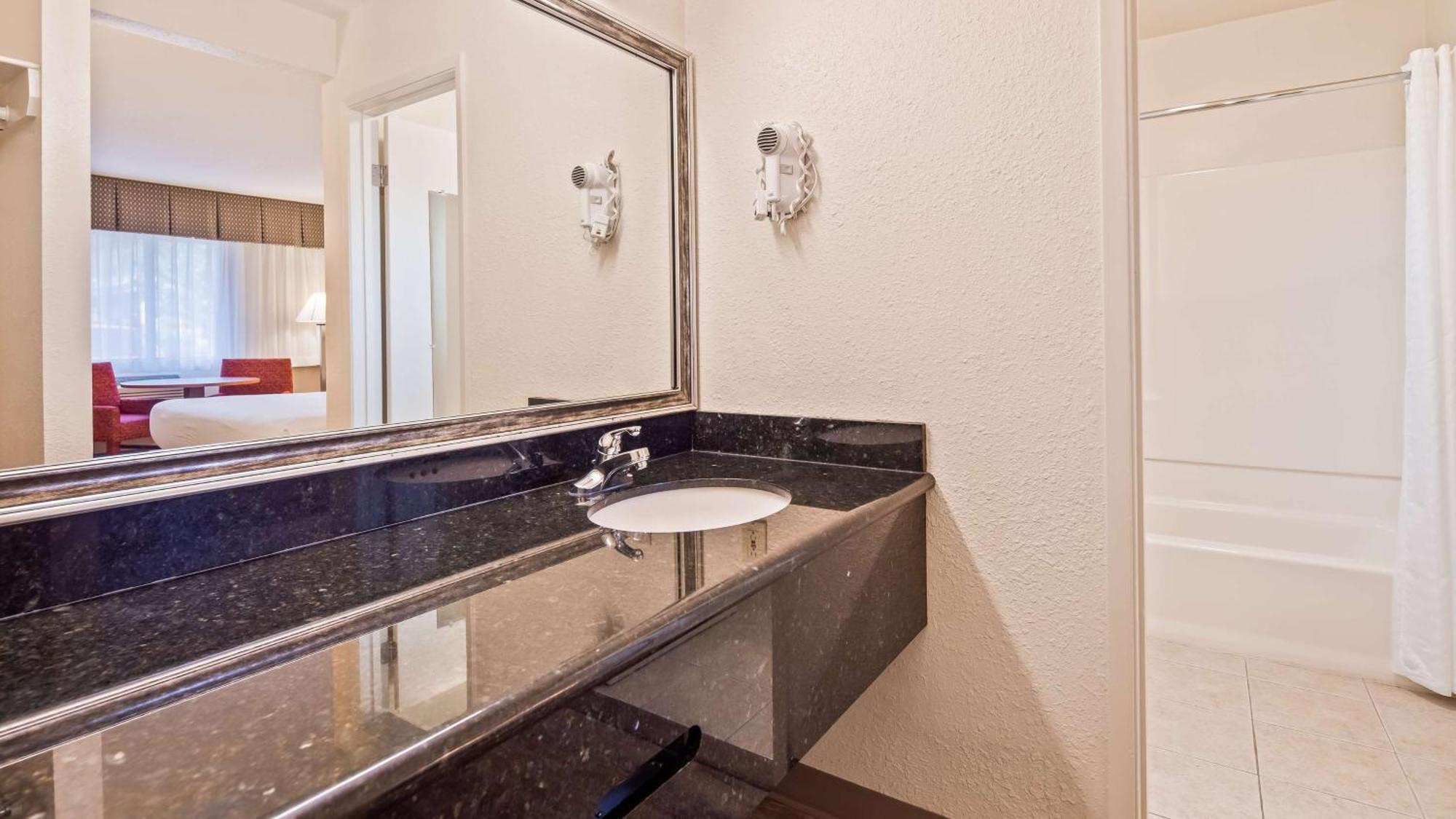 Best Western Golden Key Auburn Exterior foto